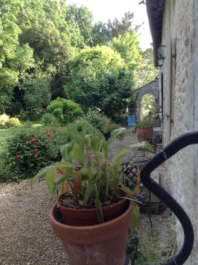 Gite Du Calme 3 Star Bed & Breakfast Cognac Cherac Екстер'єр фото